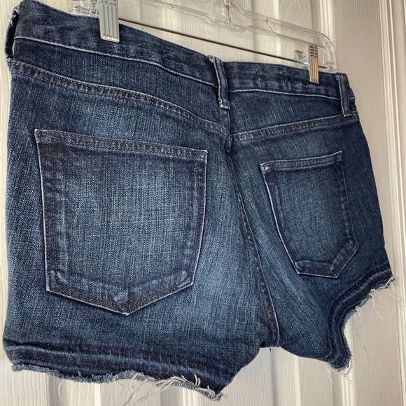 Gap Maddie Slim Cut Offs Jean Shorts Dark‎ Wash 28R - Picture 14 of 16